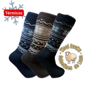 Los calcetines de lana térmicos para hombre de Textiles Gomera son perfectos para mantener los pies calientes y confortables durante todo el día.