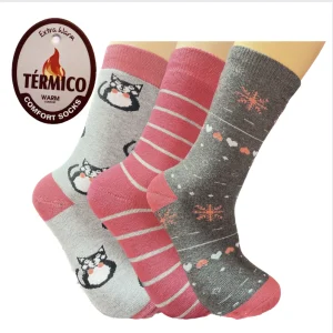 Los Calcetines térmicos surtidos de chica son la opción perfecta para las mujeres que buscan comodidad y calor en los días fríos.