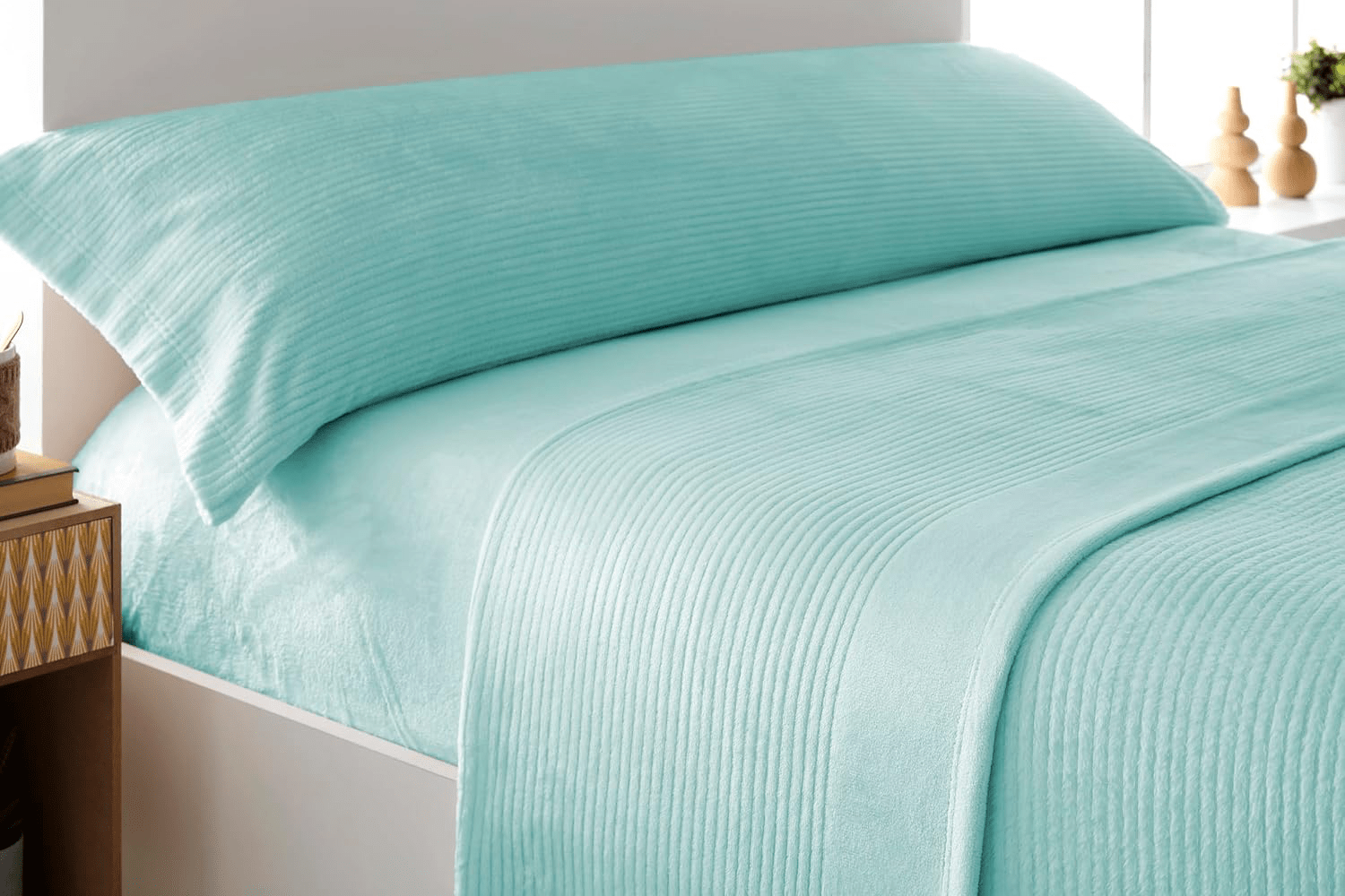 Sábana coralina jacquard Adriana aqua 1 Sábana coralina jacquard Adriana aqua