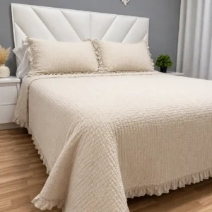 Colcha Rayada con Volante Manuela Beige